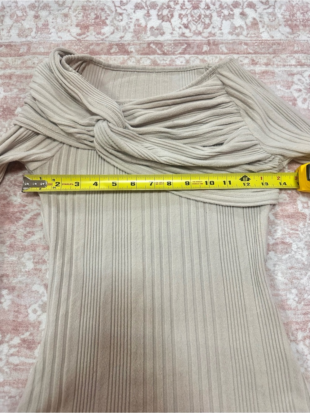 Commense 🤍 Off Shoulder Knot Long Sleeve Top - Picture 8 of 10